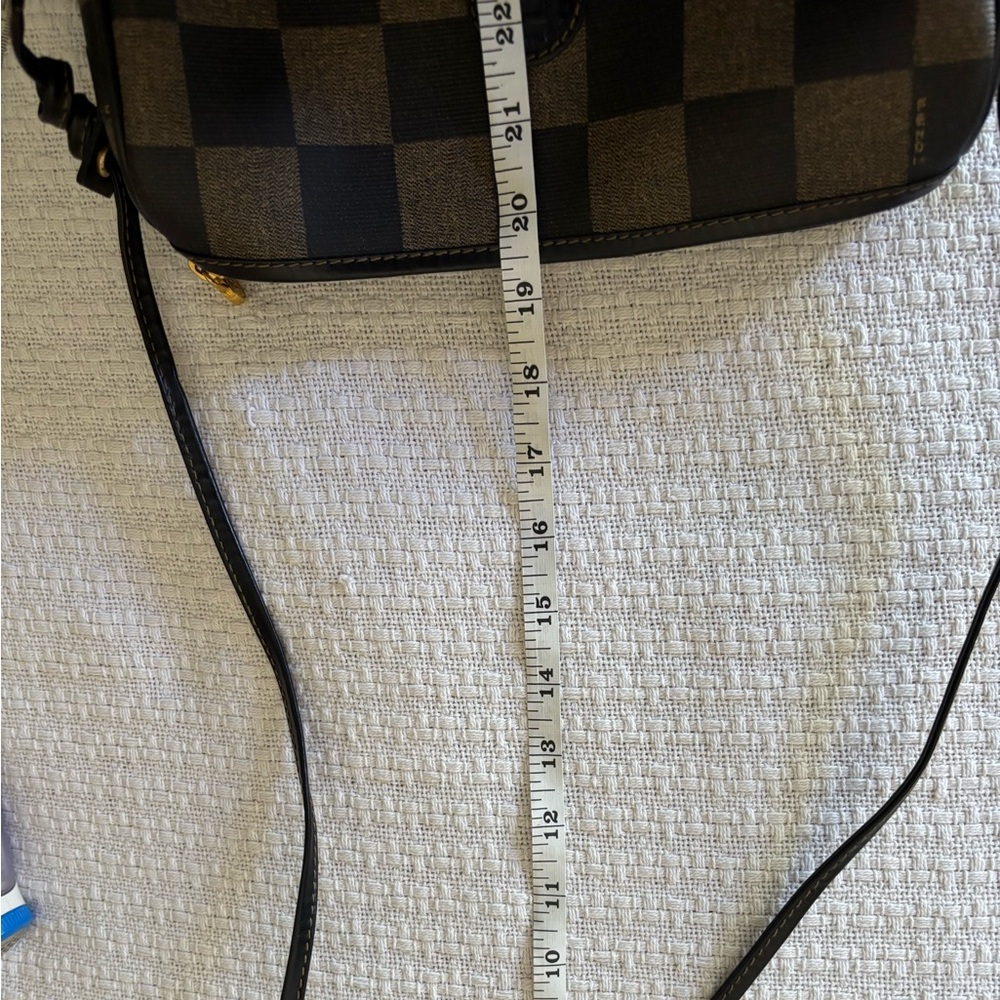 Vintage Fendi pecan checked Crossbody Bag with Brown strap. - Picture 7 of 14